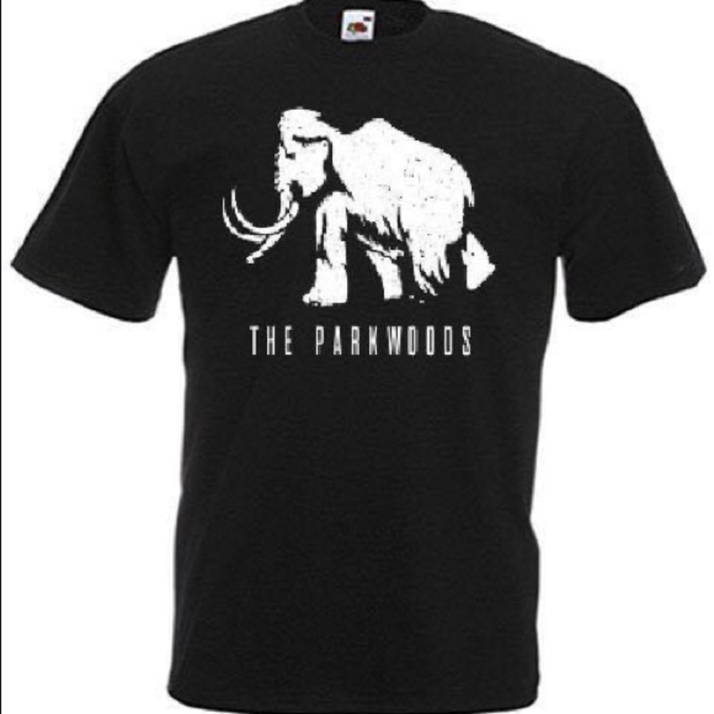 Large parkwoods t shirt new